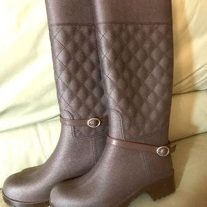 NWT Rain Boots